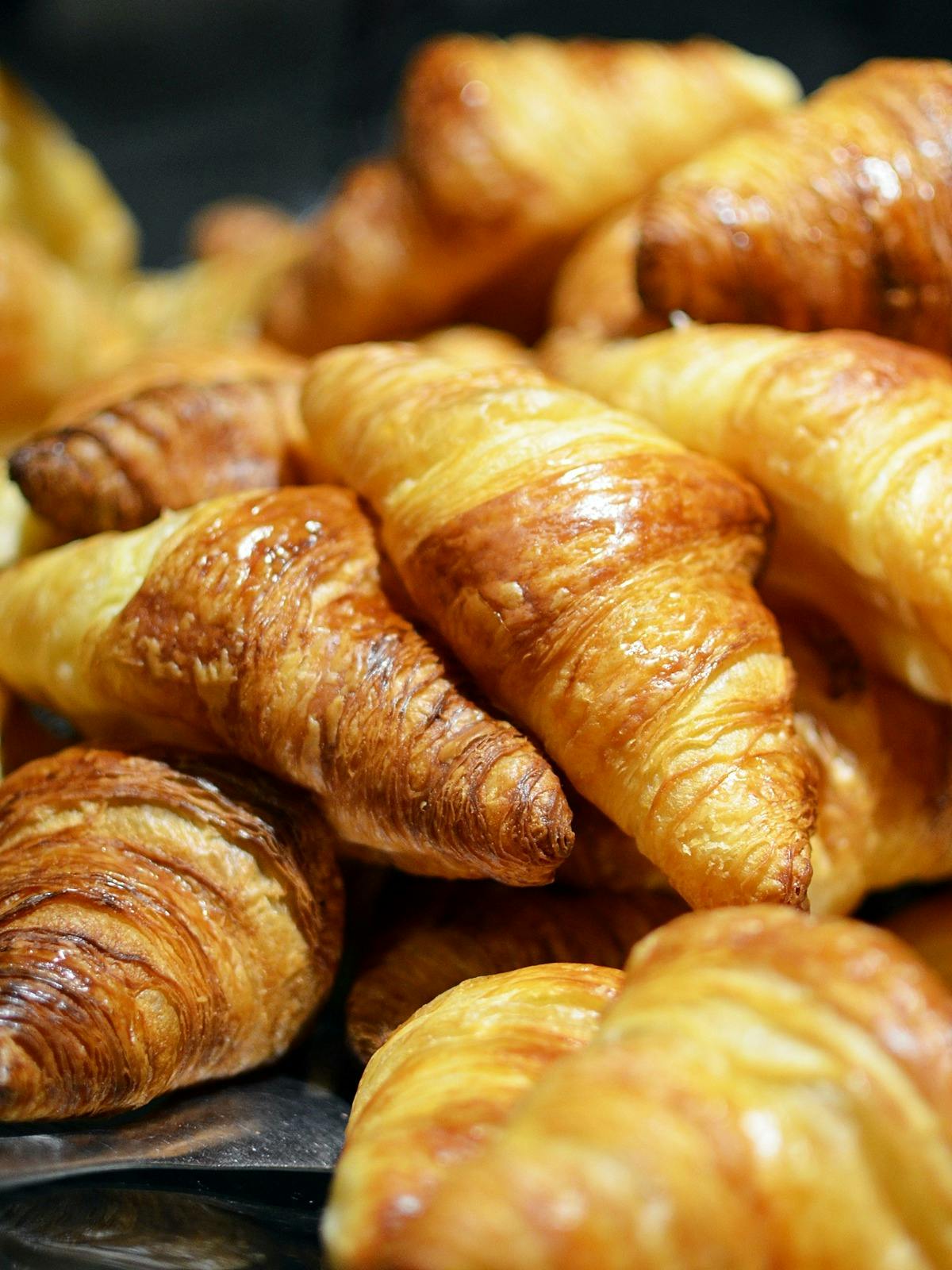 Bakery Breakfast Croissant Food France · Free Photo