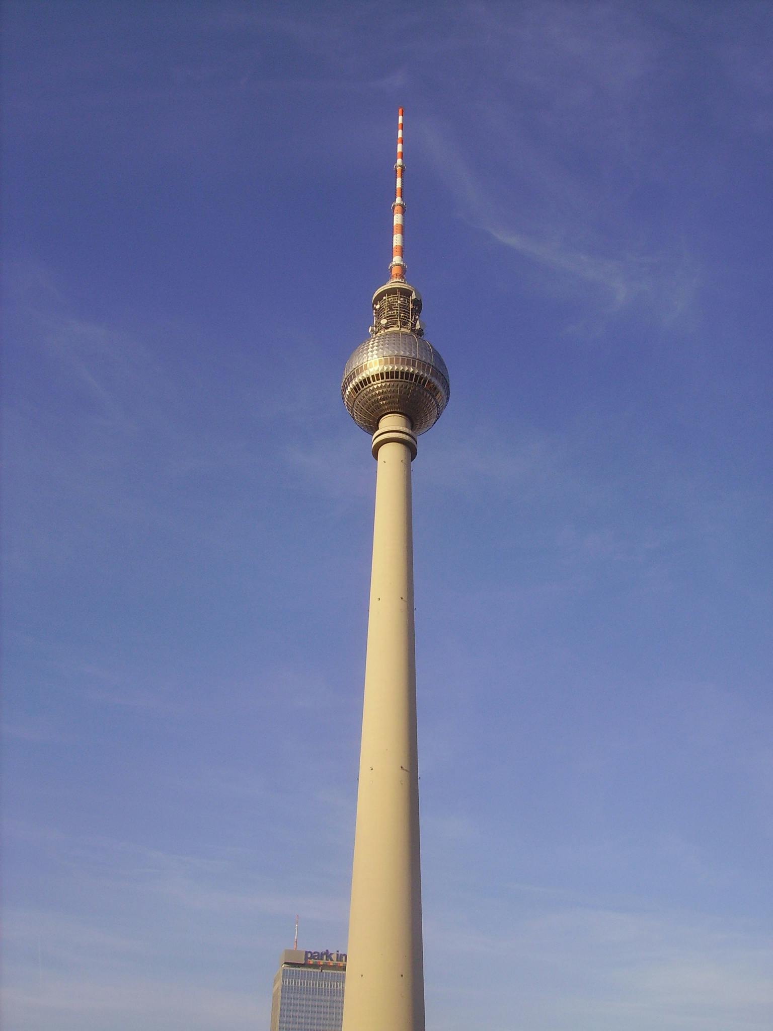 Alexanderplatz Berlin Building Fernsehturm German · Free Photo 