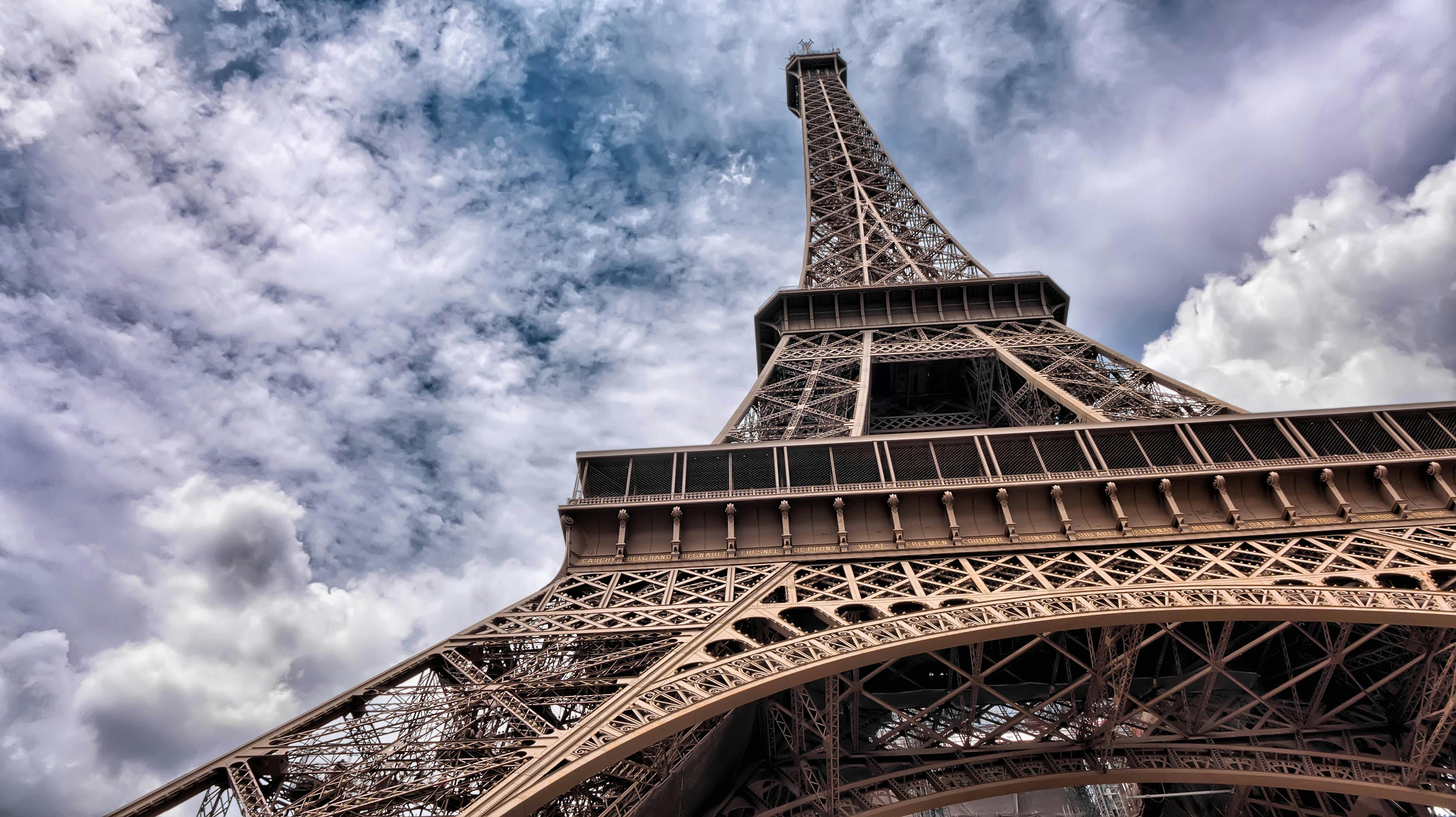Eiffel Tower during Daytime · Free Stock Photo