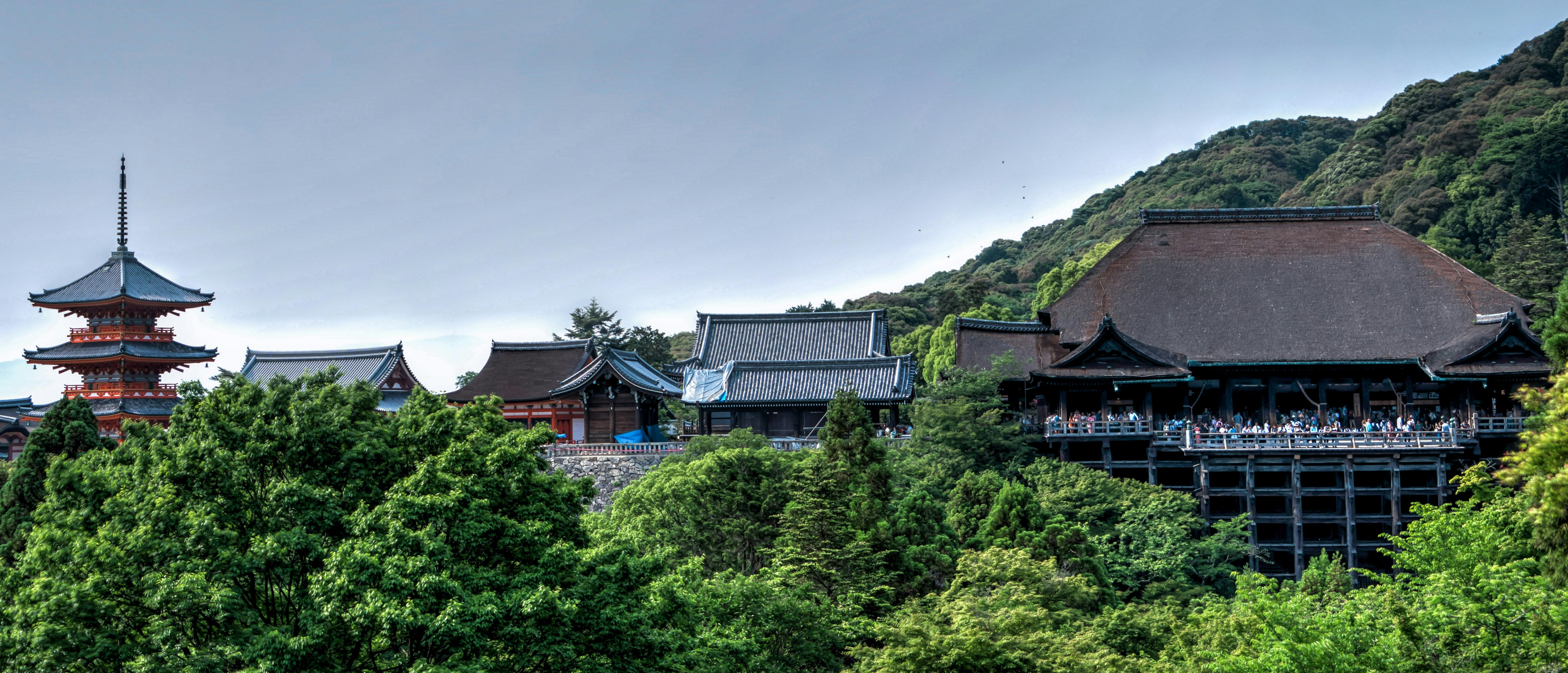 https://static.pexels.com/photos/161150/kiyomizu-dera-temple-kyoto-japan-161150.jpeg