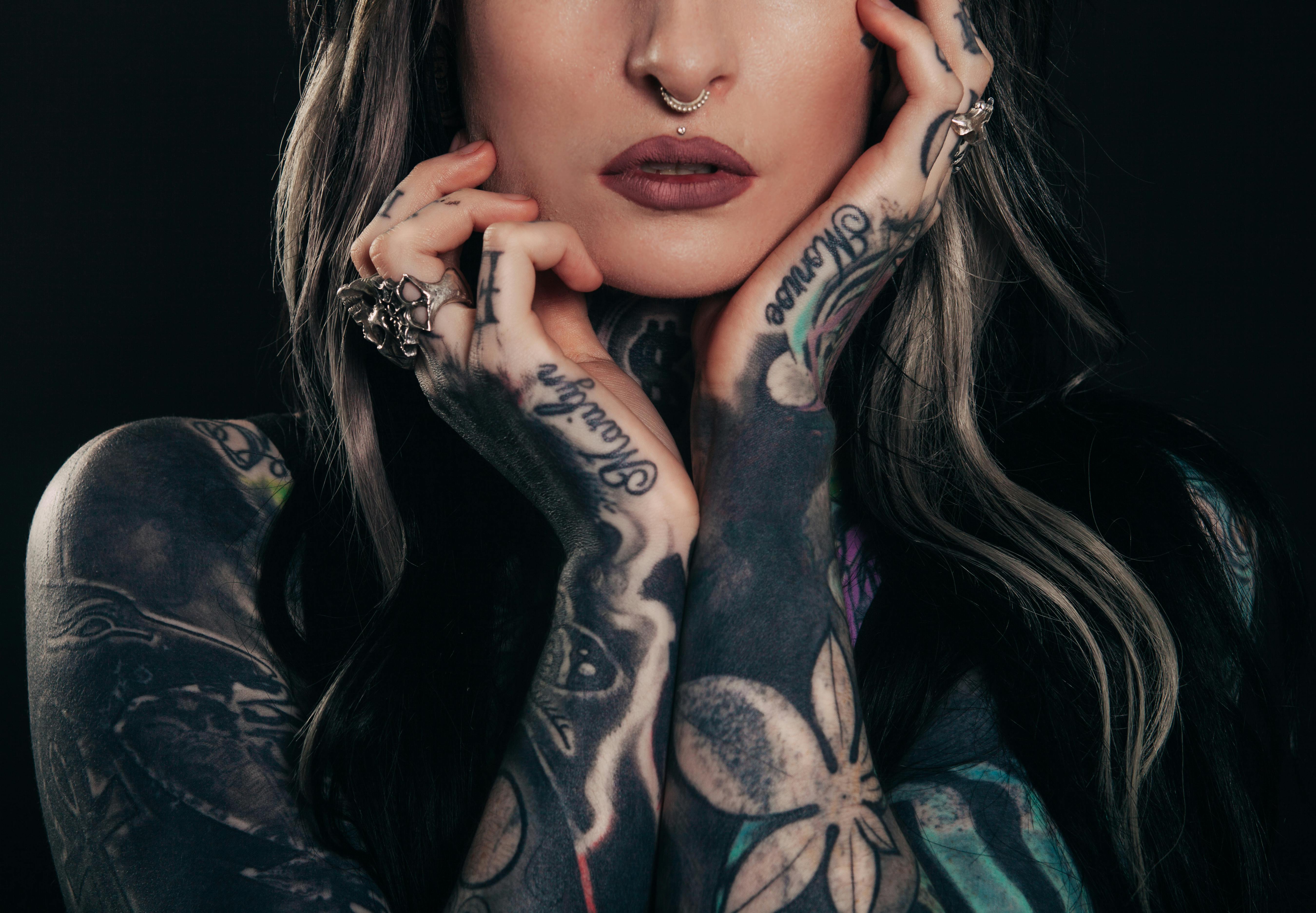 Woman In Tattoo 55