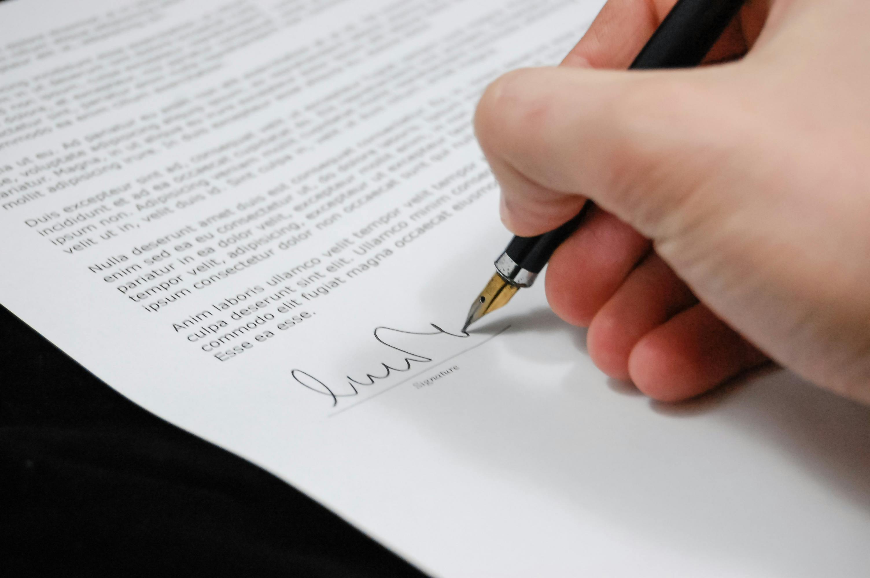 Do Legal Documents Have To Be Signed In Blue Ink