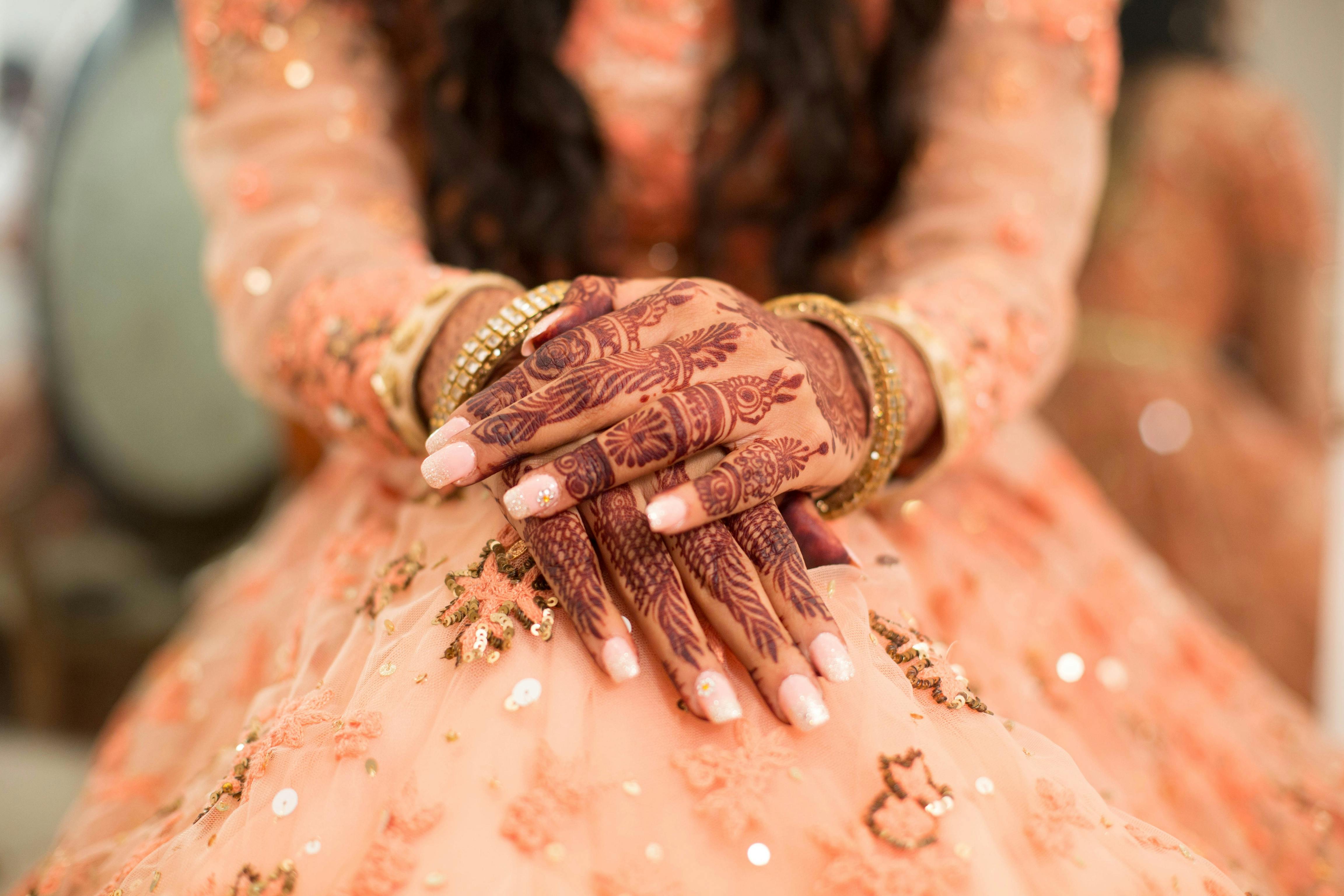 Deeper the henna colour, the better will the couple’s married life be