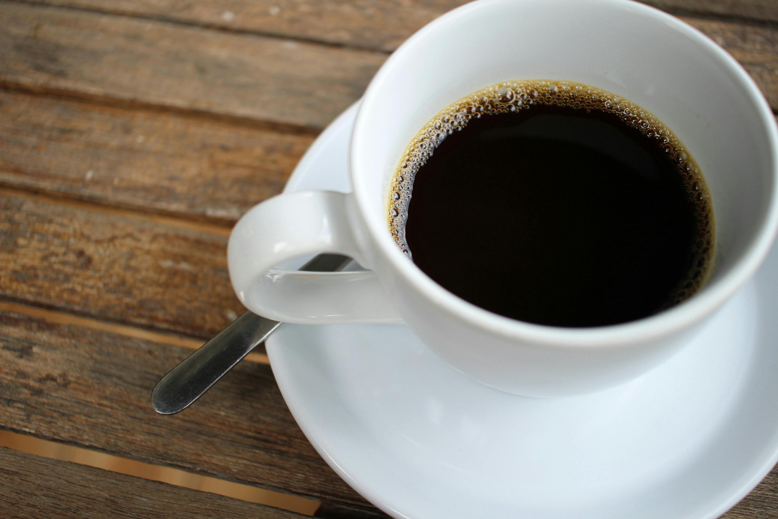 does drinking black coffee break a fast