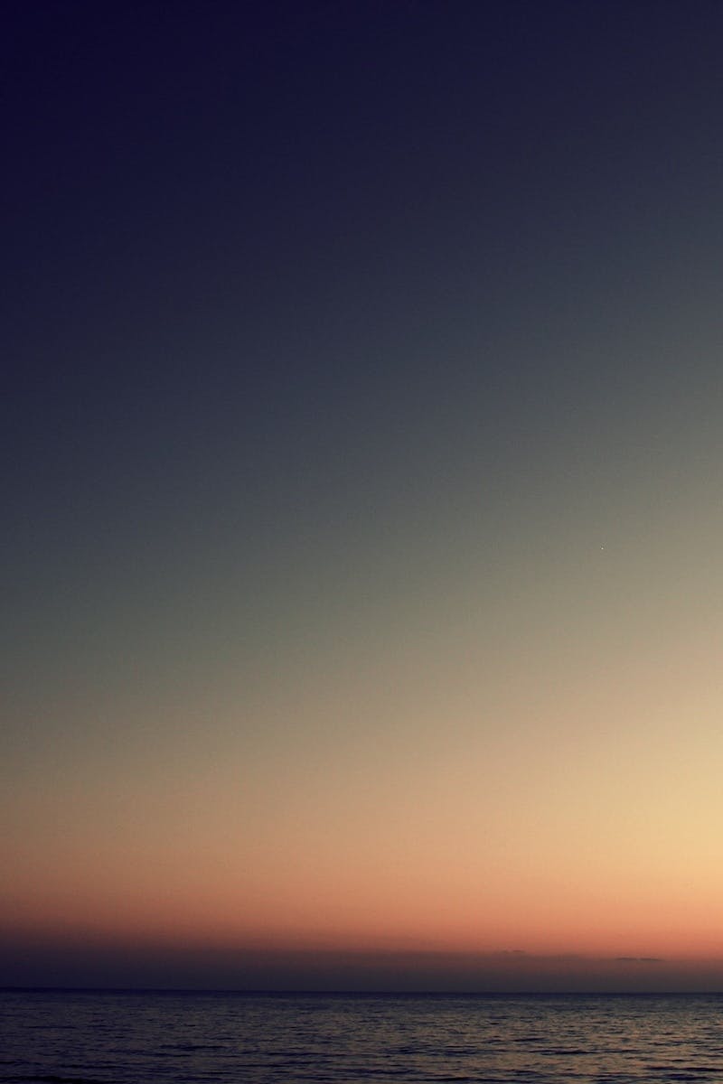 Free stock photo of crescent, evening, horizon