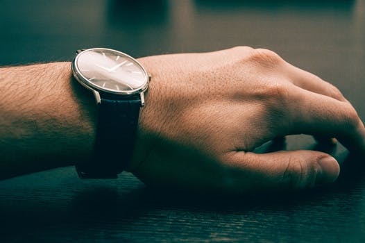 Free stock photo of fashion, hand, wristwatch, time